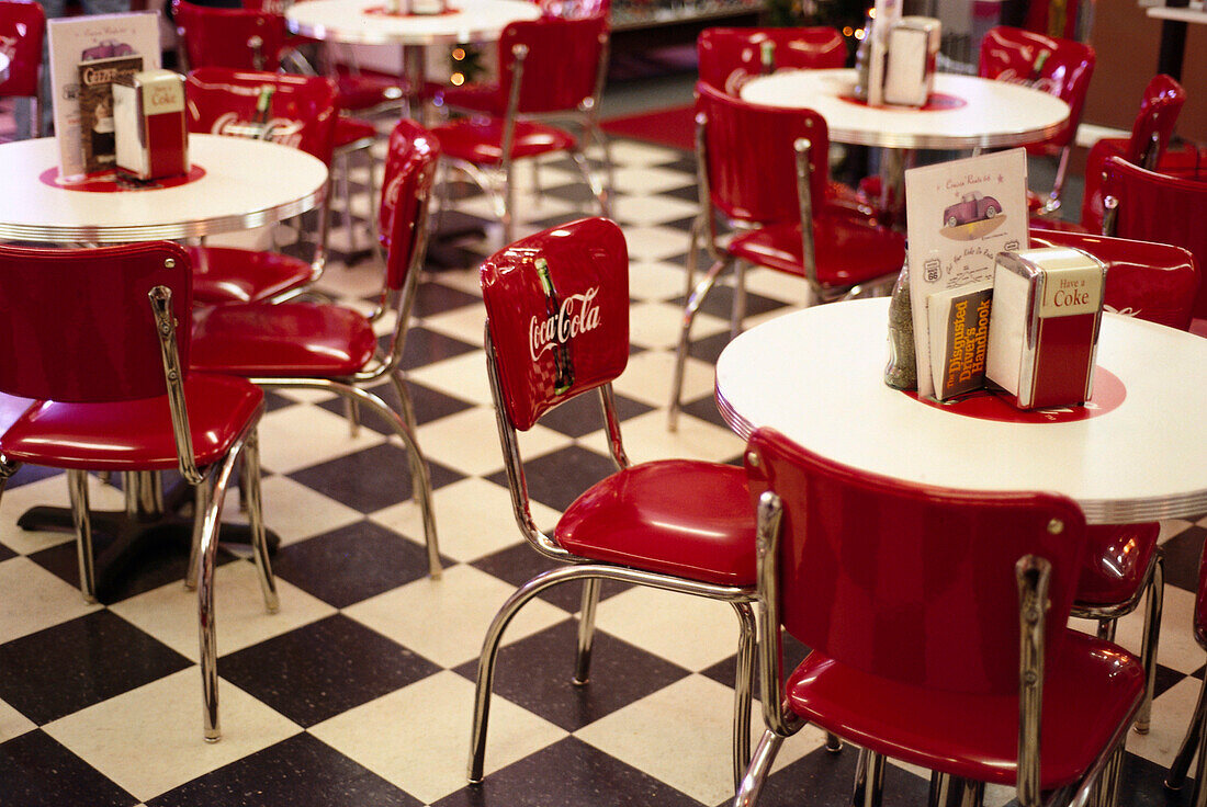 Chairs and tables at a cafe, Dinner' s, Twister Soda, Route 66, Arizona, USA, America