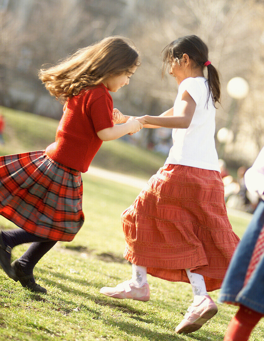 Dancing children, people dancing children