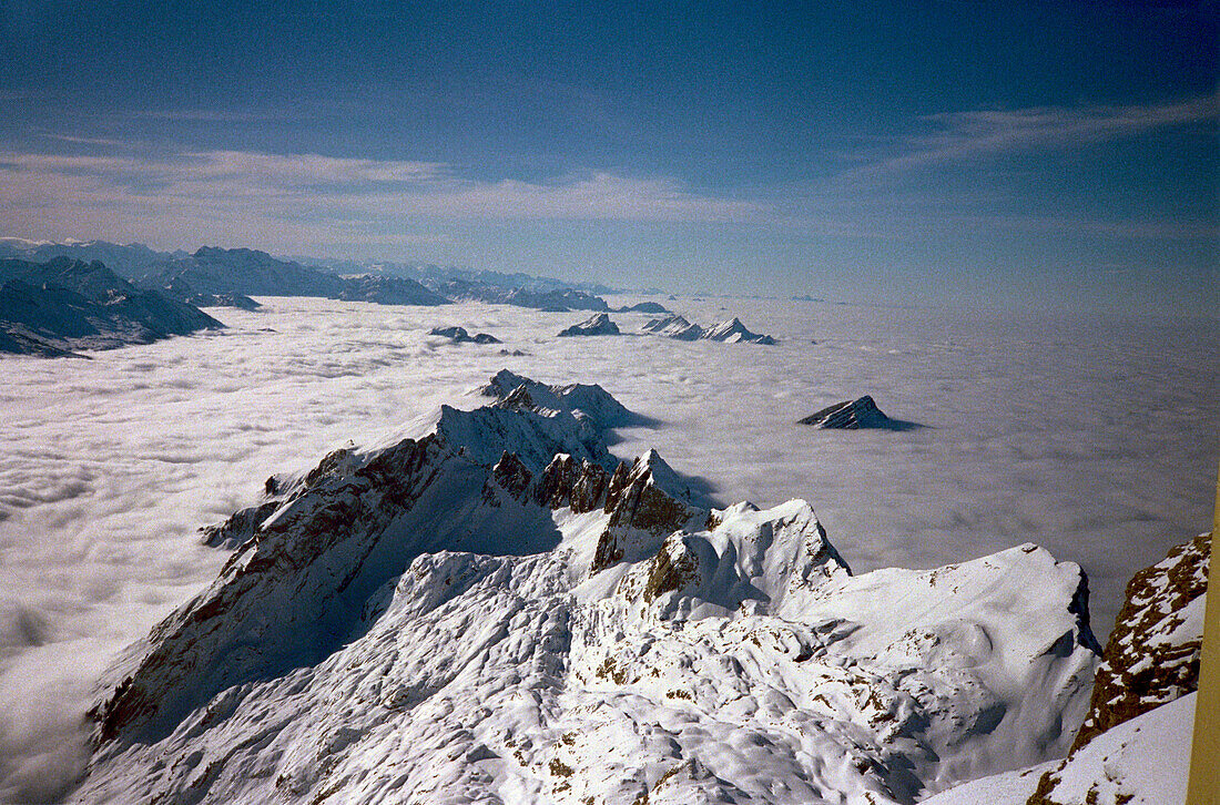 Nebelmeer und Berglandschaft, Appenzell, Appenzeller Land, Schweiz