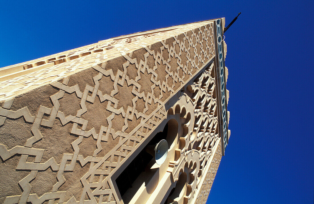 Blick von unten auf Koutoubia Moschee, Marrakesch, Marokko, Afrika