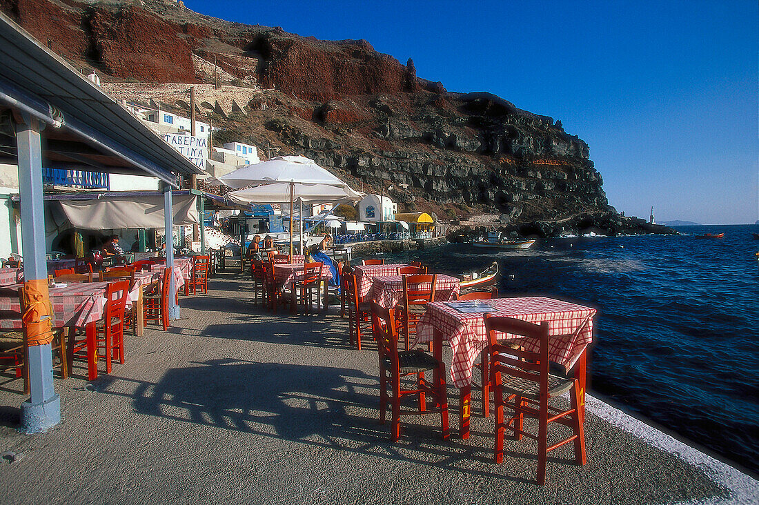 Restaurant, Ammouthi-Bucht, Oia, Santorin, Kykladen Griechenland