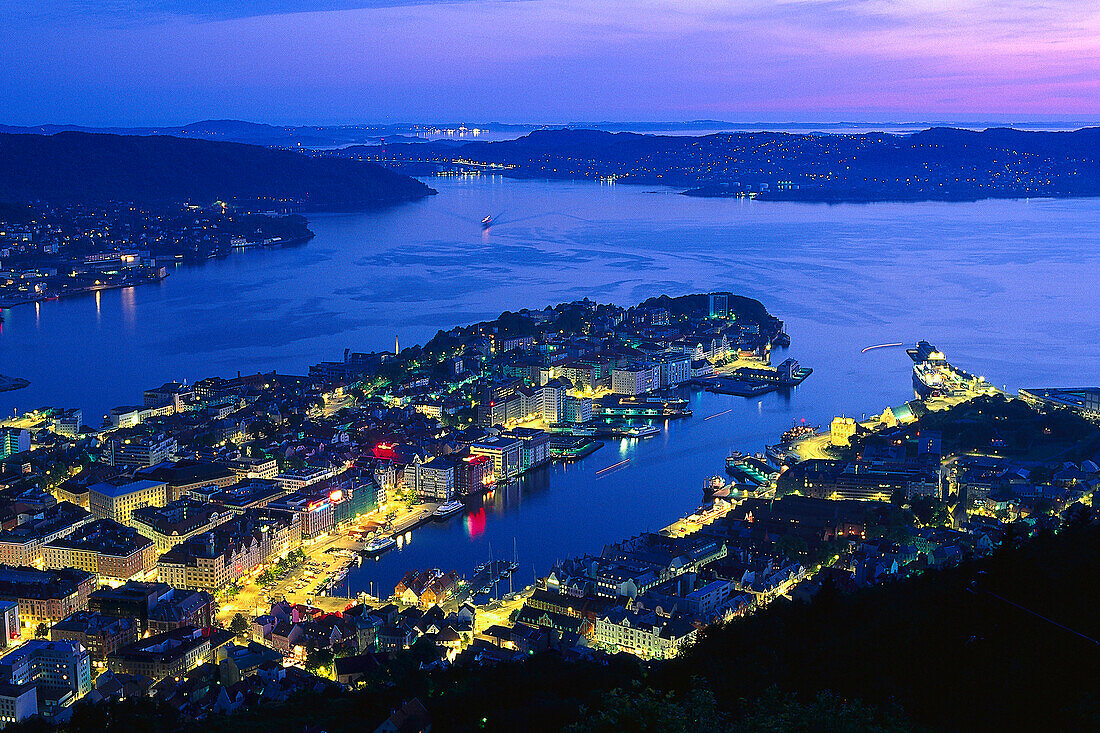 Blick auf das Zentrum v. Bergen, Hordaland Norwegen