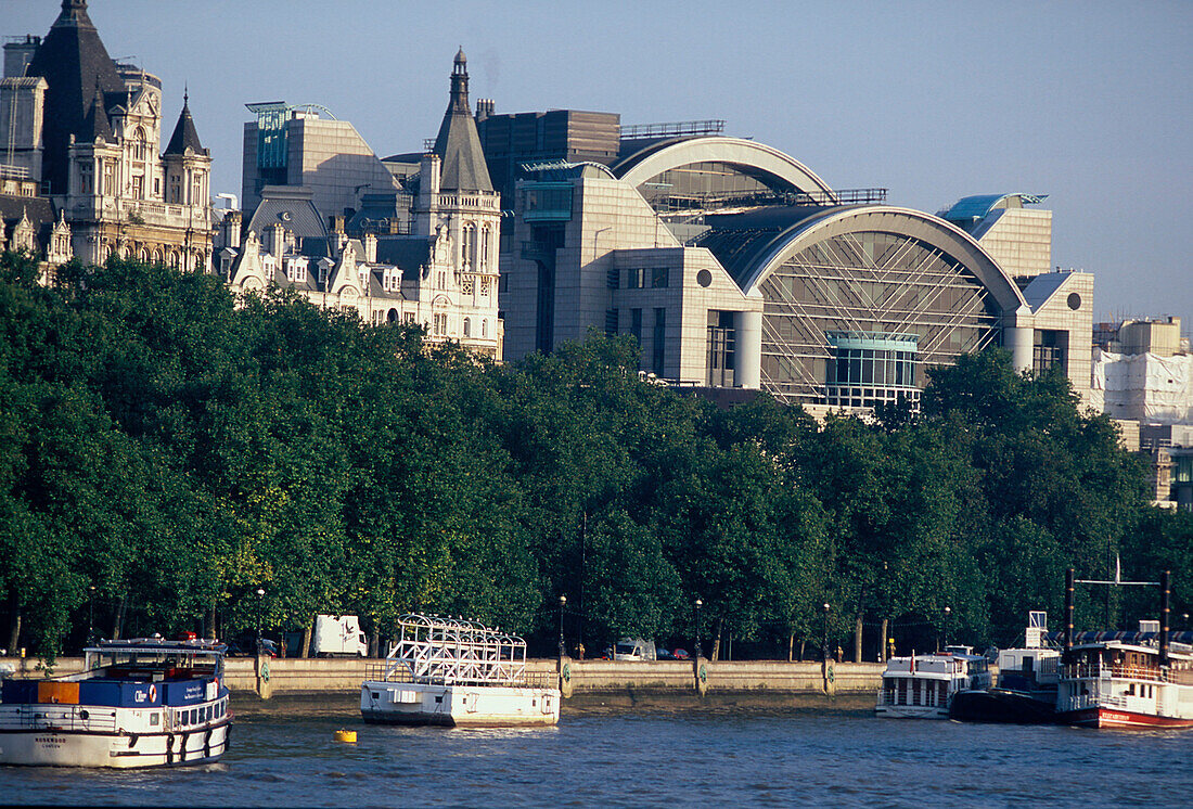 Charing Cross Station