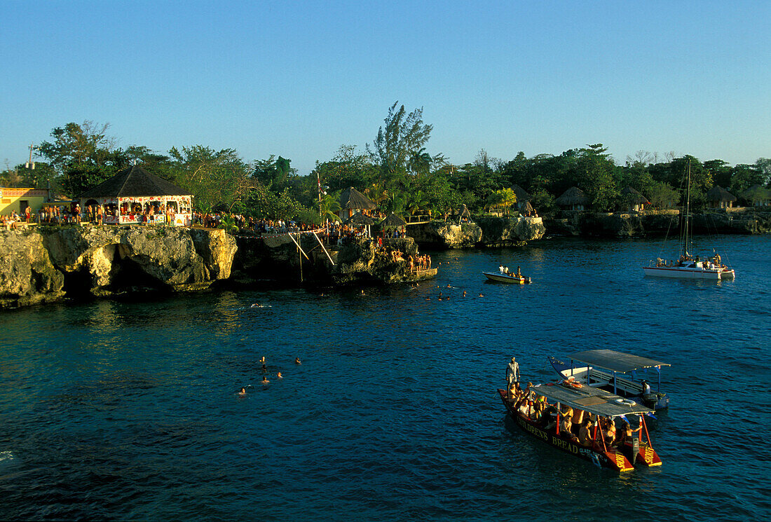 Spring Breaker, Cliffs, Negril, Jamaika Karibik