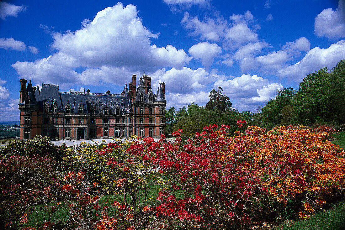 Château de Trevarez unter Wolkenhimmel, Bretagne, Frankreich, Europa