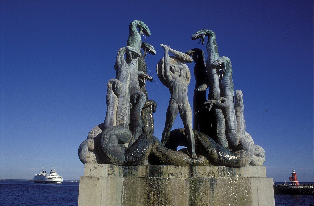 Snake Sculpture, Helsingor, Seeland Denmark