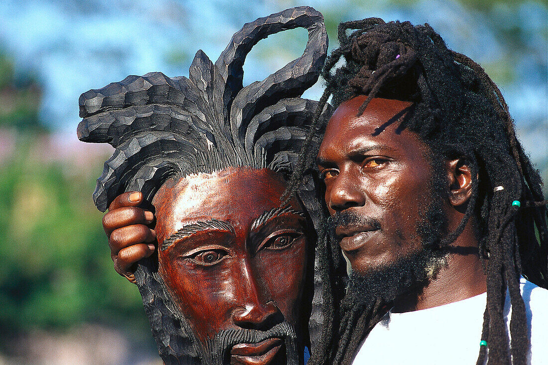 Rasta, Bob-Marley-Schnitzerei, Negril Jamaika