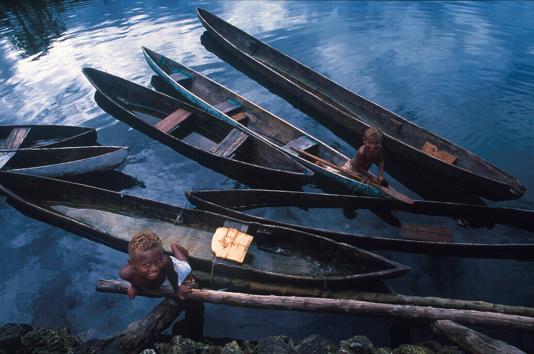 Kanus, Langa Langa Lagoon, Arabala, Malaita Solomon Islands