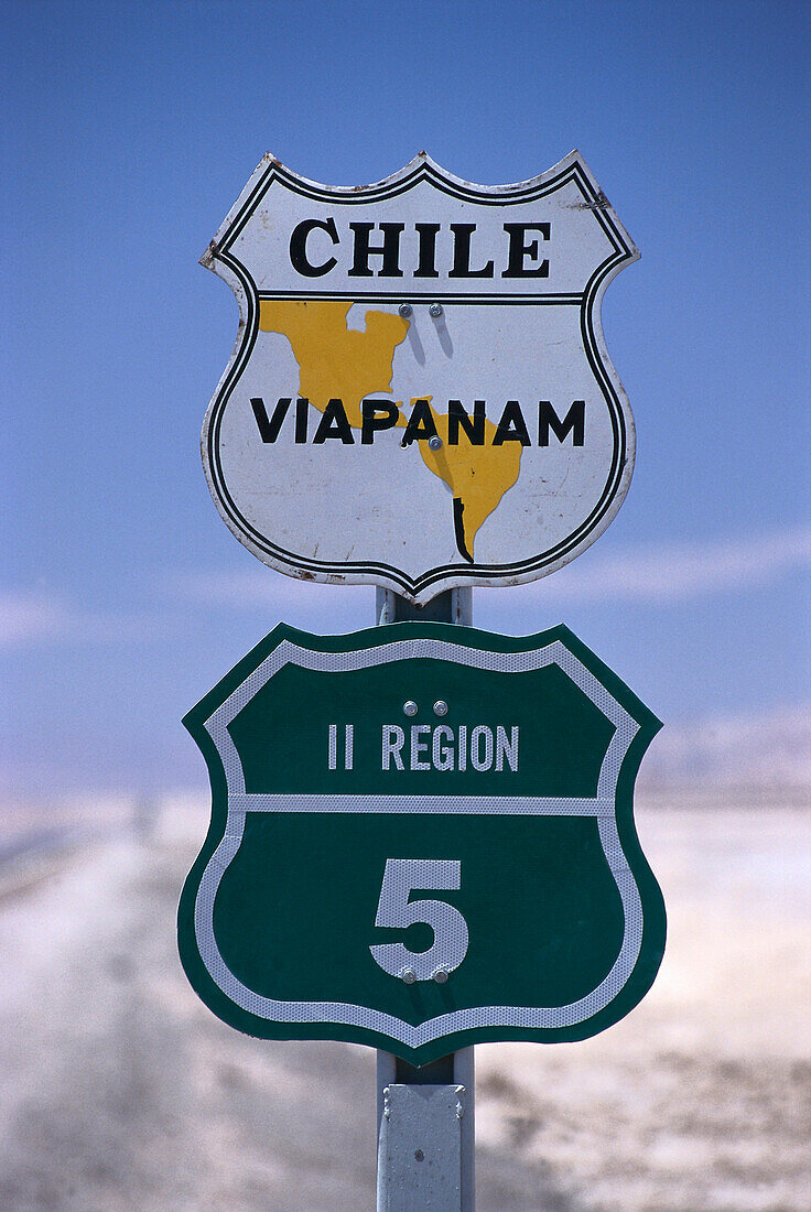 Road sign, Panamerica, Hwy.5 Chile