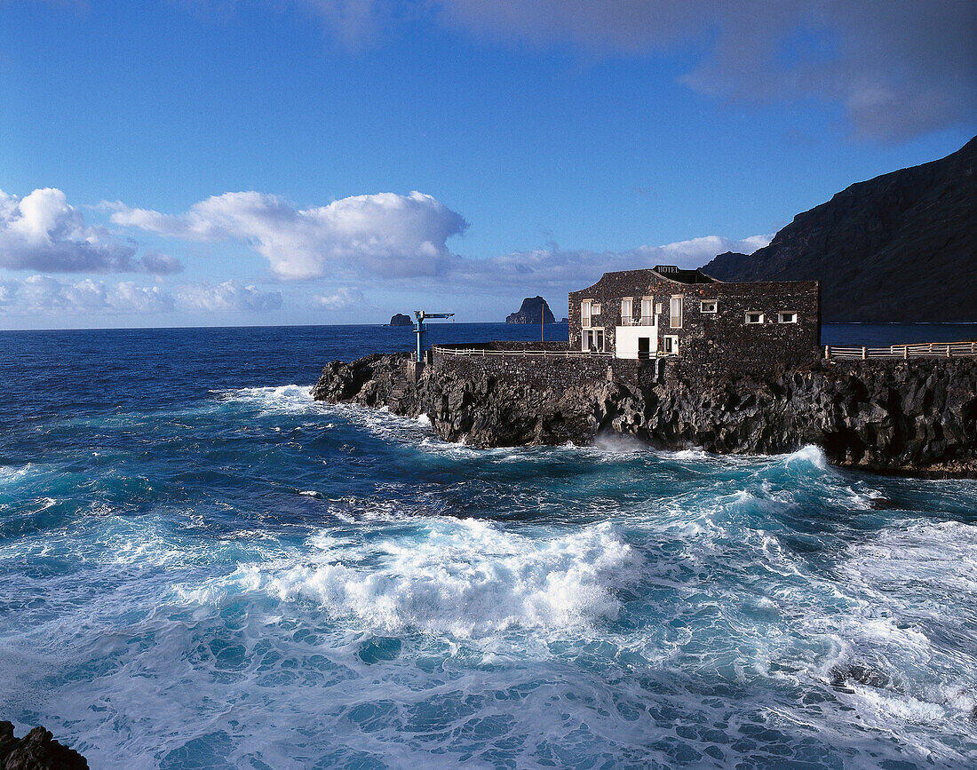 Das weltkleinste Hotel Punta Grande am Meer, Las Puntas, El Golfo, El Hierro, Kanarische Inseln, Spanien, Europa