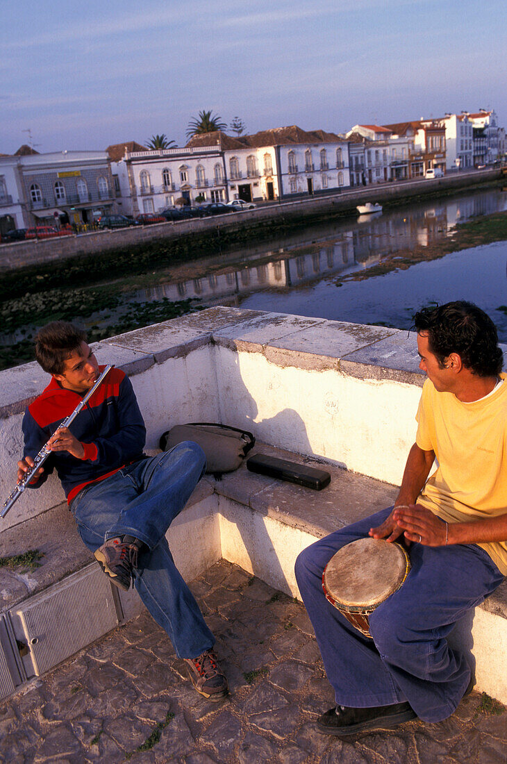 Musicians, bridge, Asseco River, Tavira Algarve, Portugal