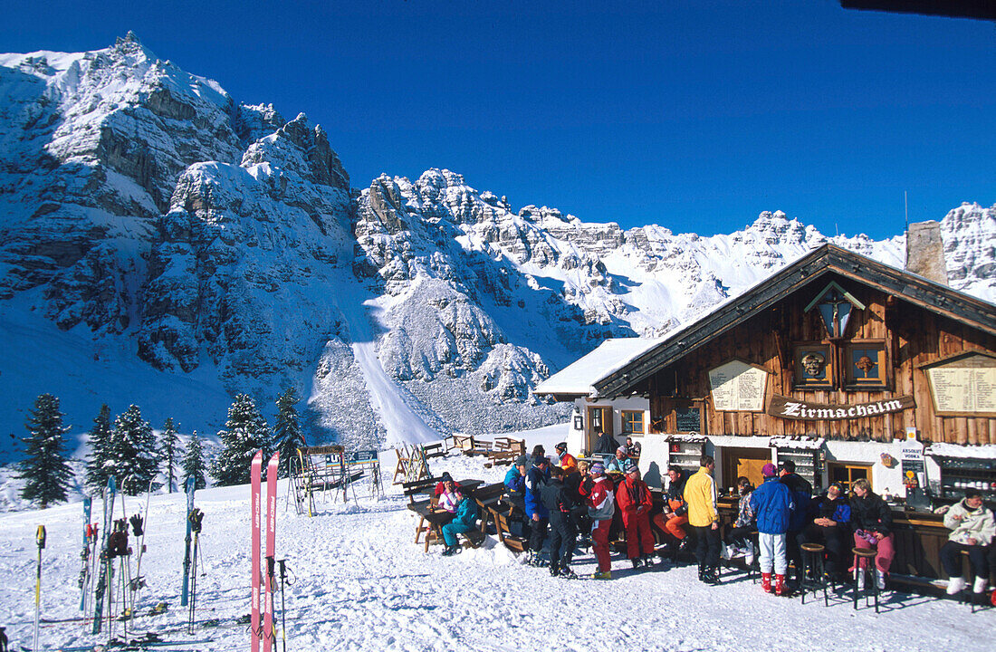 Zirmachalm, Kalkkoegelkette, Skigebiet Schlick 2000 Stubaital, Tirol, Oesterreich