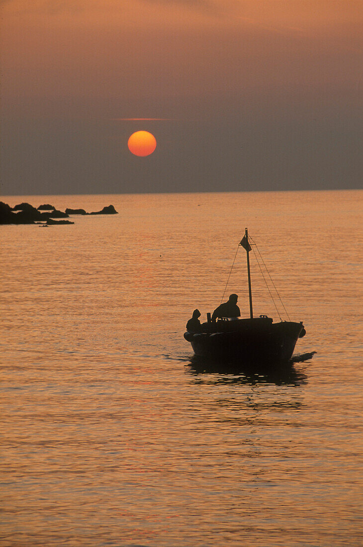 Sonnenuntergang, Fischer an, Marina Grande, Capri Toskana, Italien