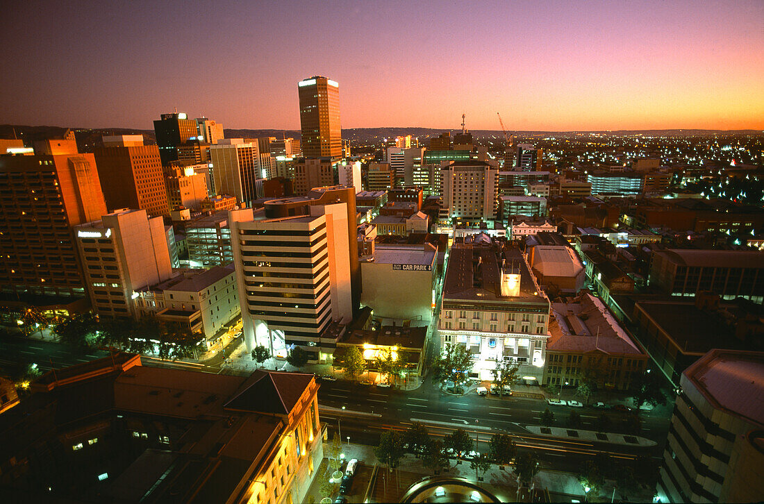 Blick vom Hyatt Hotel bei Nacht, Downtown, Adelaide, Südaustralien, Australien