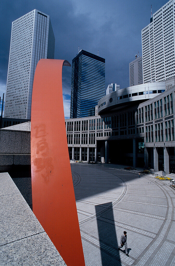 Platz des Rathauses Shinjuku, Architekt: Kenzo Tange, , Bürohochhäuser Shinjuku, Tokyo, Japan