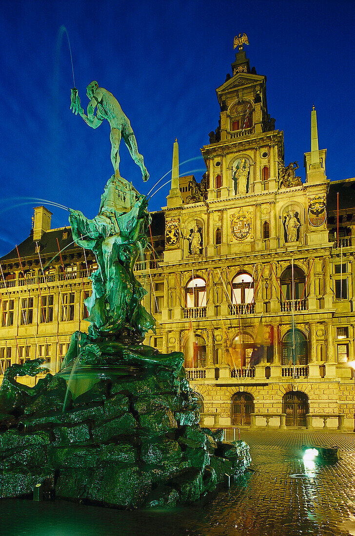 Town Hall and Brabo fountain, Grote Markt, Antwerp, Belgium