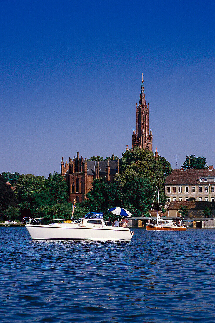 Motorboat on Fleesensee, Malchow, Mecklenburg Lake District, Mecklenburg-Western Pomerania, Germany
