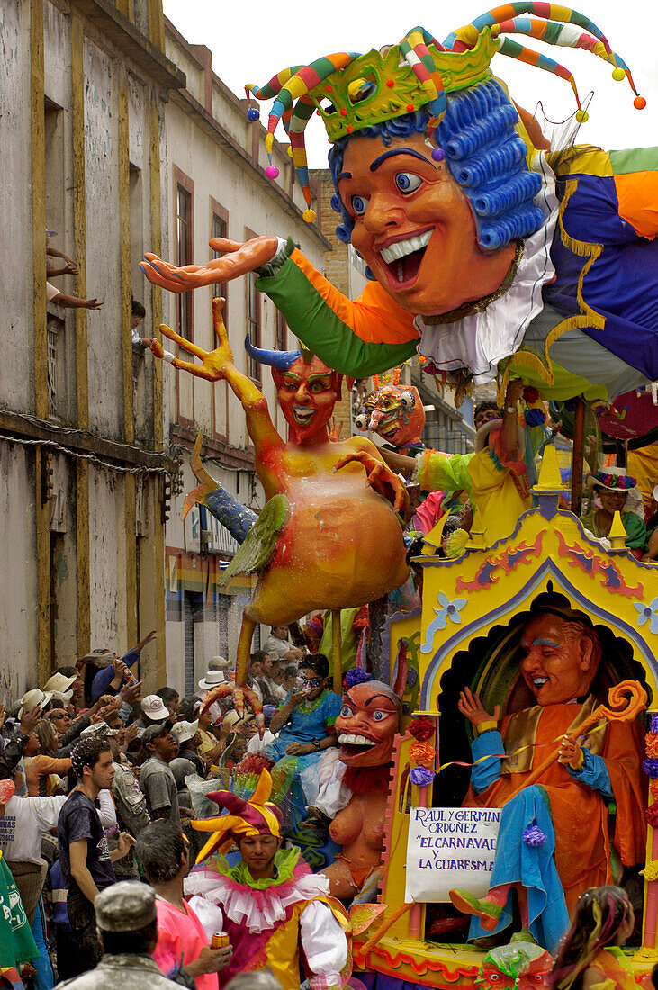 Carroza of the Prince, Carnaval de Negros y Blancos, Pasto, Colombia, South America