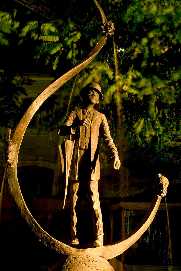 Statue of Comedian Karl Valentin at Viktualienmarkt, Munich, Bavaria, Germany