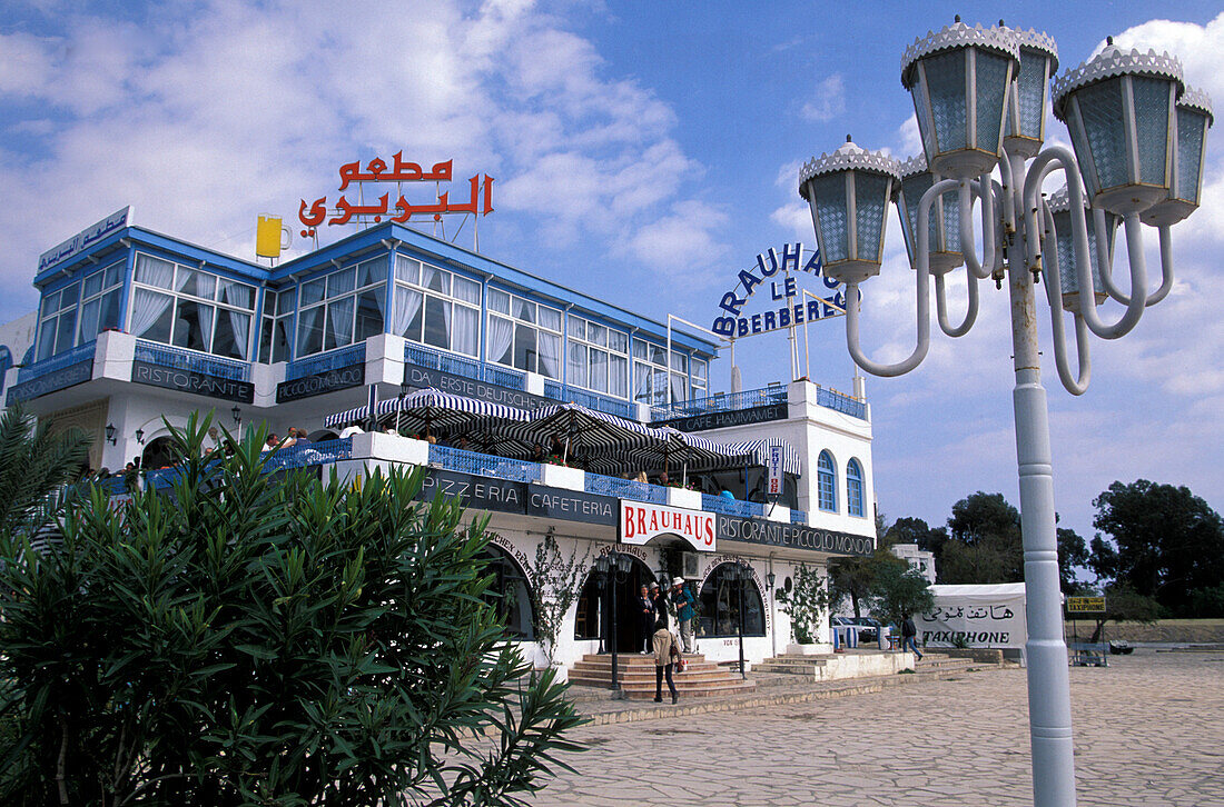 Blick auf deutsches Brauhaus, Hammamet, Tunesien, Afrika