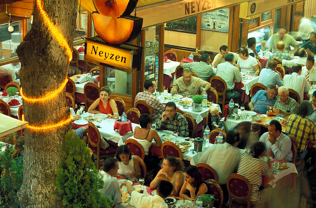 Fish restaurants, Kumkapi, Istanbul, Tuerkei