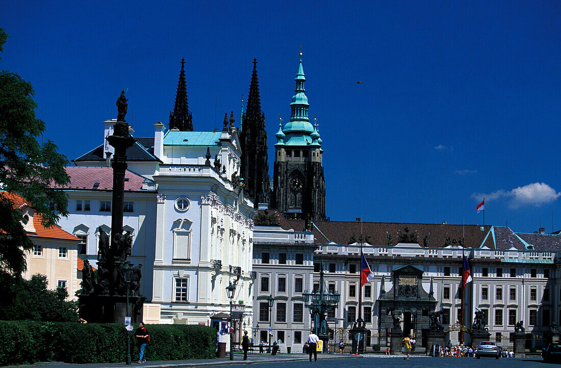 Prager Burg und Dom im Sonnenlicht, Hradschin, Prag, Tschechien, Europa
