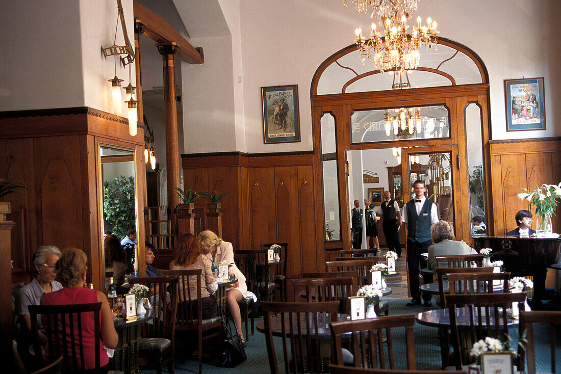 People at the cafe of the Pariz hotel, Prague, Czechia, Europe