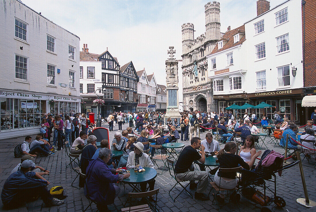 Tourists, Cathedral Gate, Canterbury, Kent, England