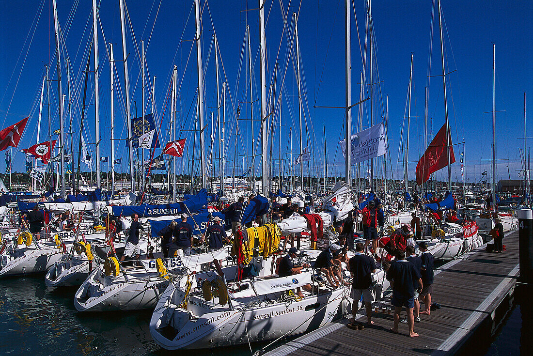 Cowes Marina, Segelregatte, Cowes, Isle of Wight, England, Großbritannien