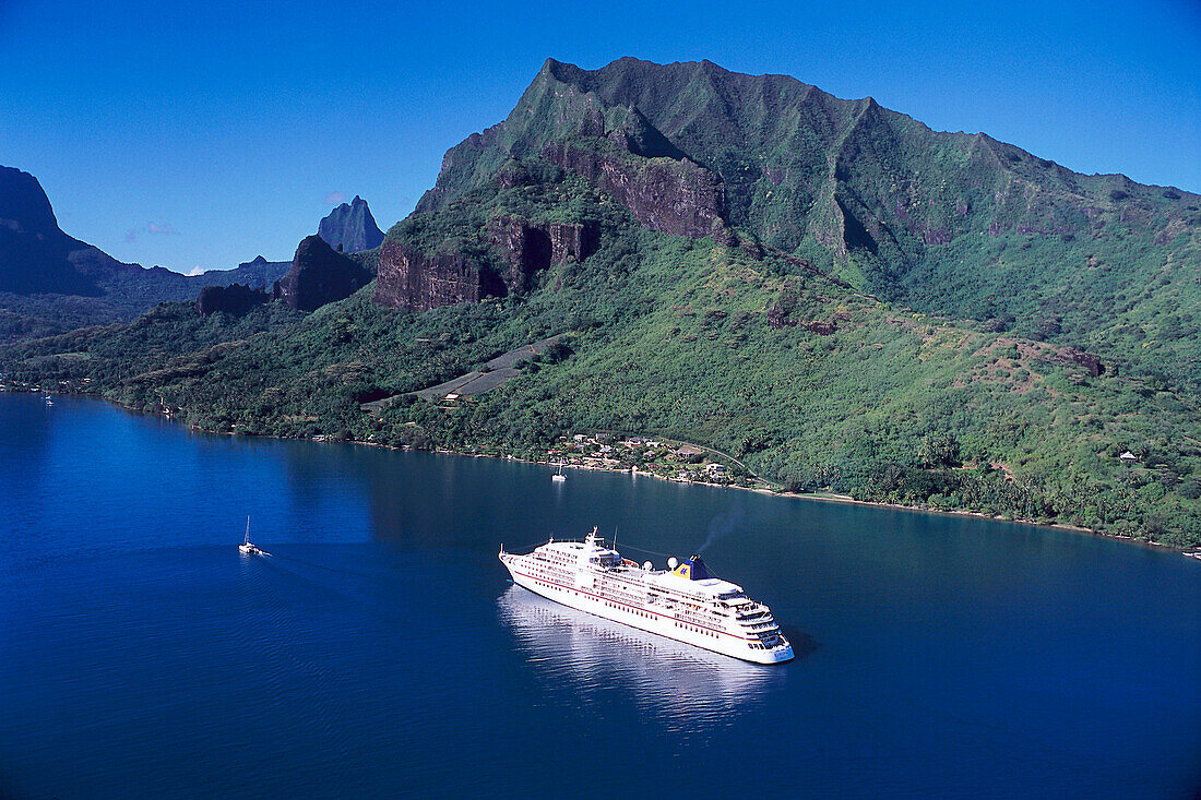 Cruiser ship MS Europa, Aerial view, Cook´s Bay, Moorea French Polynesia