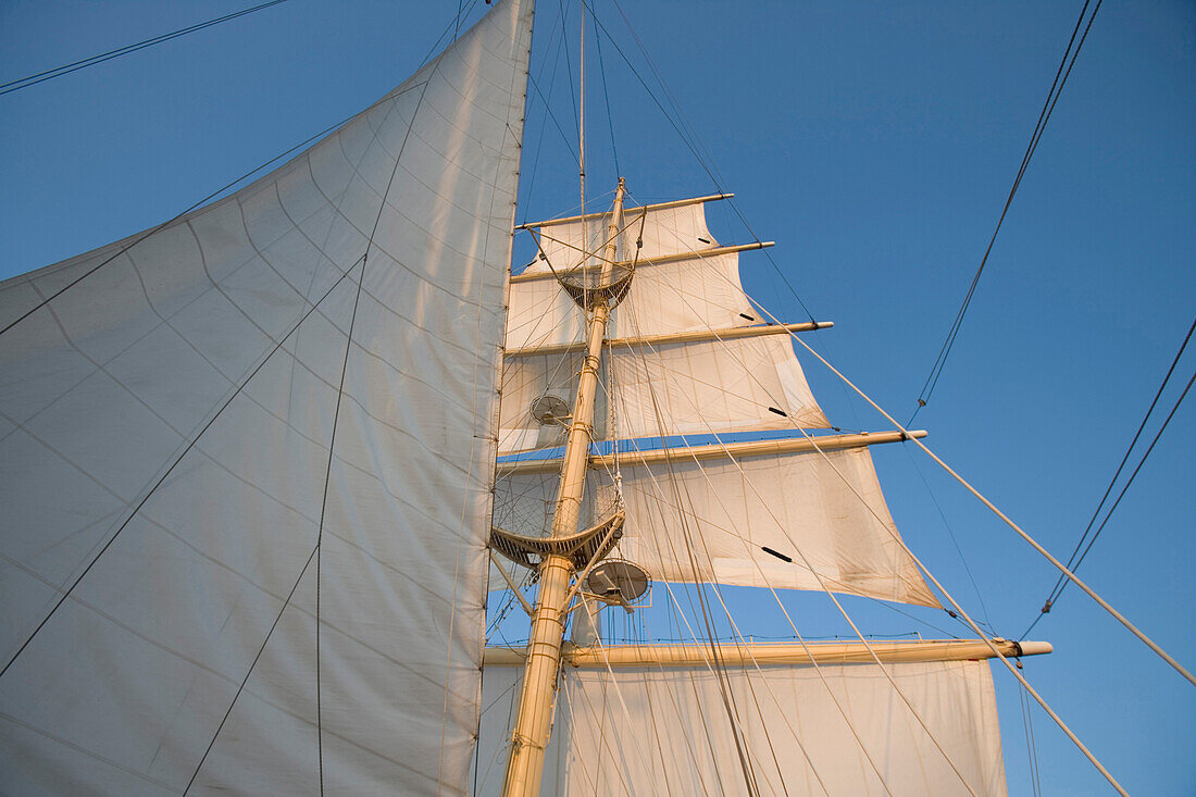 Star Flyer Sails, Sailing in Aegaen Sea Greece