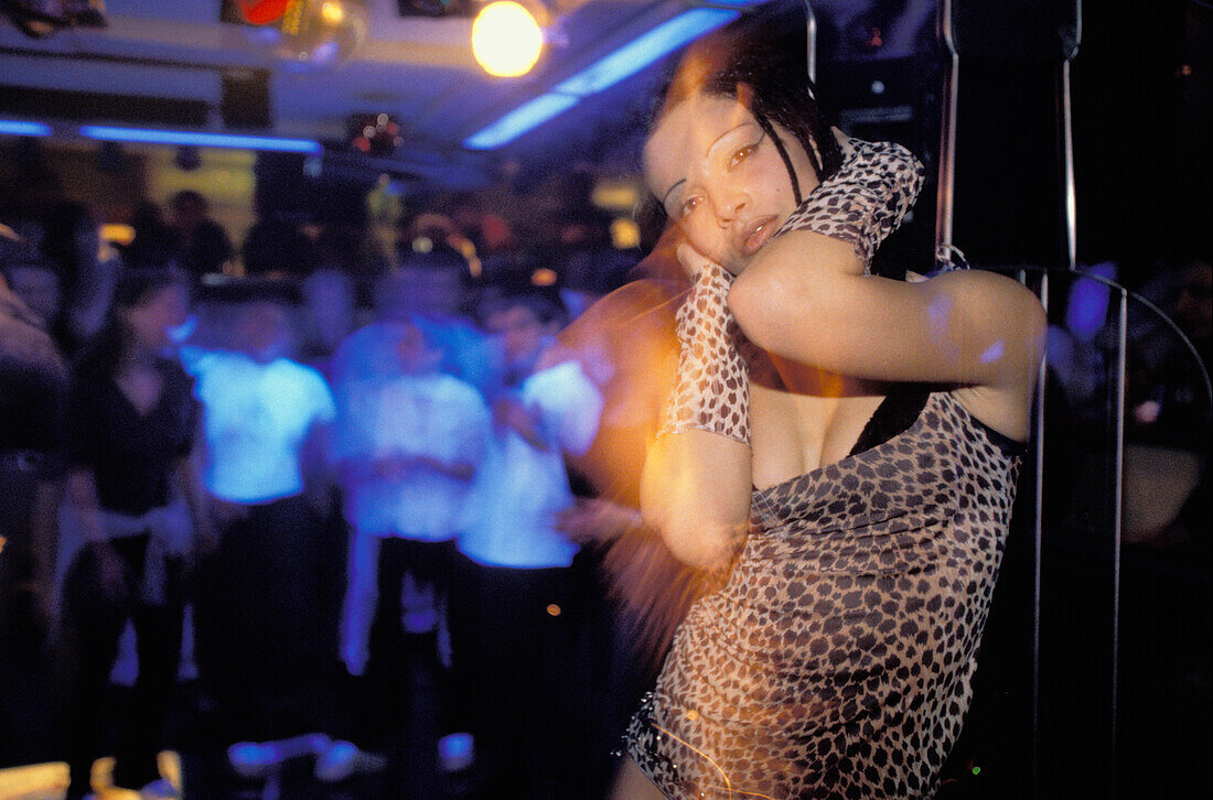 Go-Go Girl at the discothek Classics, Saalbach, Salzburger Land, Austria, Europe