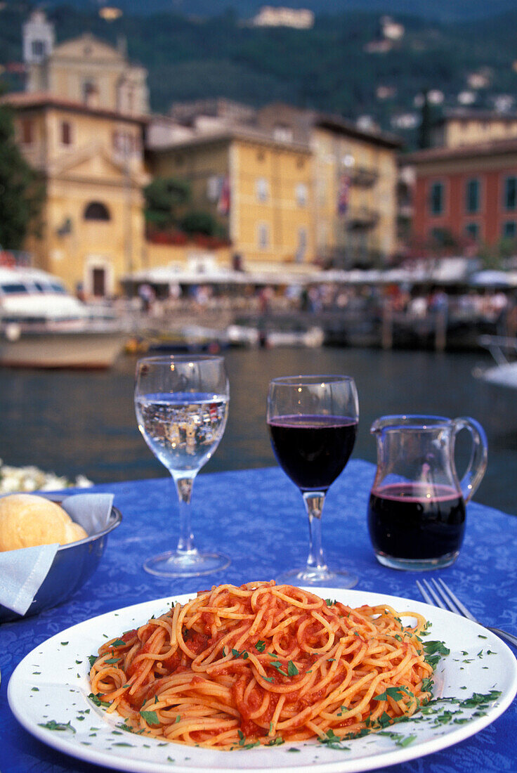 Traditional italien cuisine, Spaghetti, Lake Garda, Trentino, Trentino-Alto Adige,  Italy