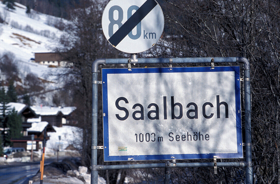 Ortsschild, Saalbach, Salzburger Land Oesterreeich