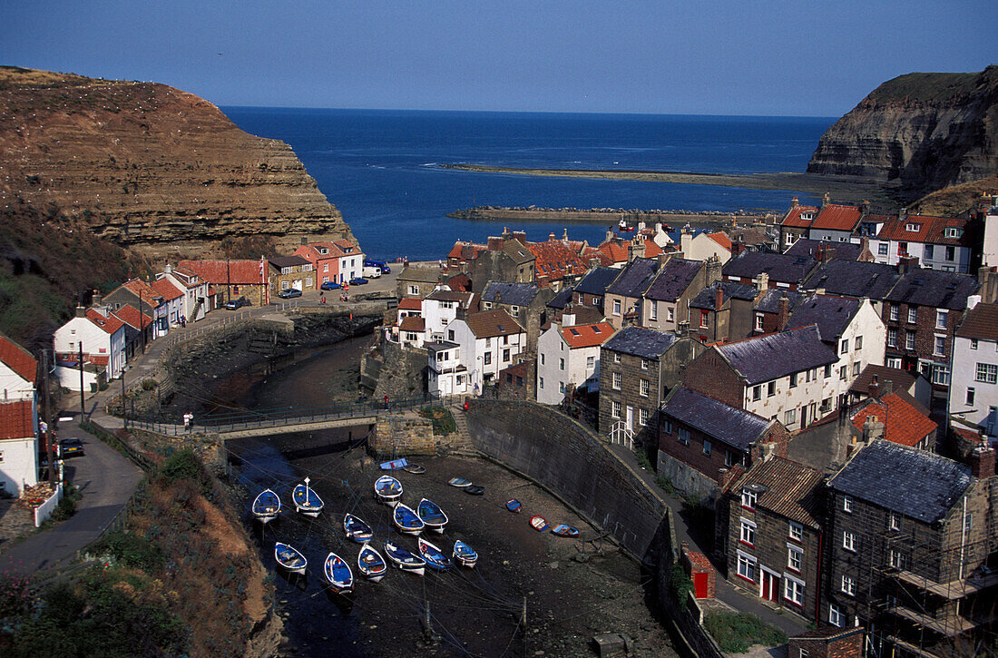 View at embouchure and coastal town of Staithes, Yorkshire, England, Great Britain, Europe