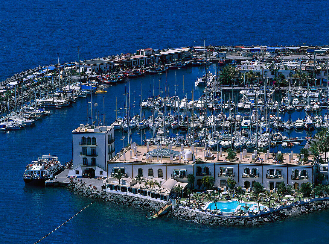 Fishing harbour, Puerto de Mogan, Gran Canaria, Canary Islands, Spain