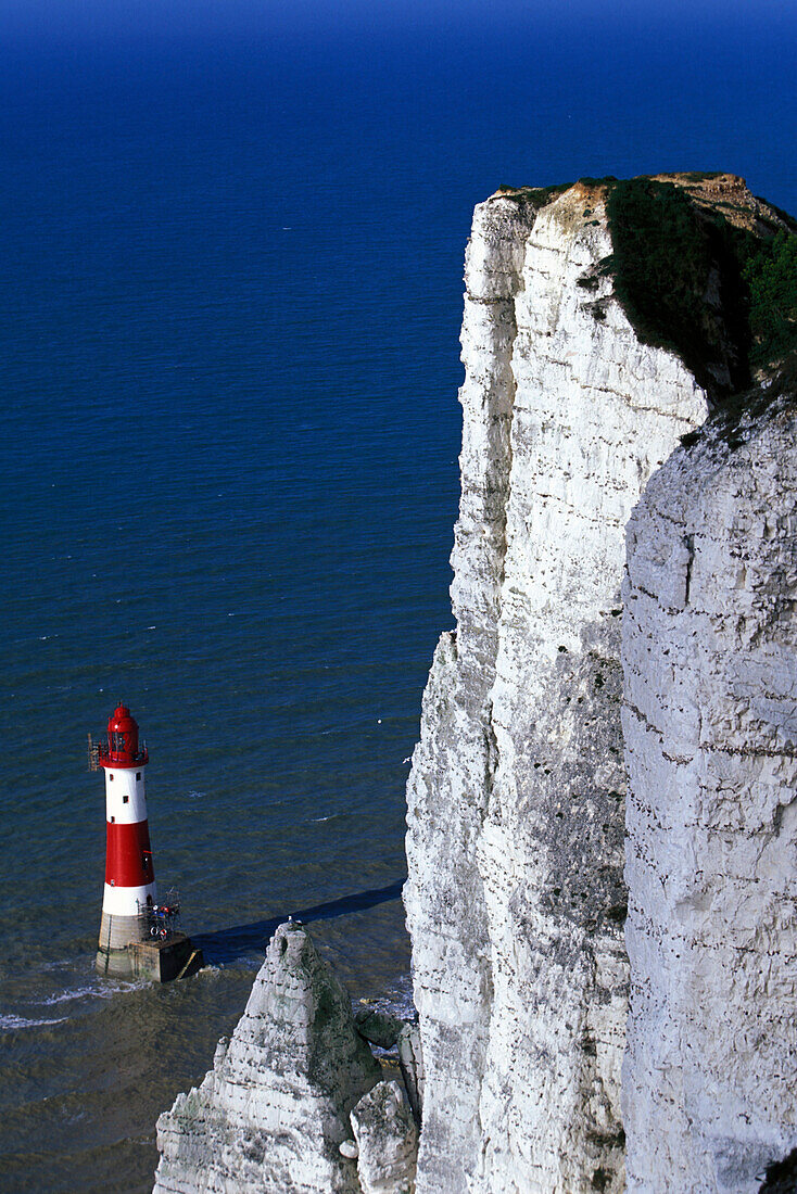 Kliff und Leuchtturm von Beachy Head, Eastbourne, Sussex, England, Grossbritannien, Europa