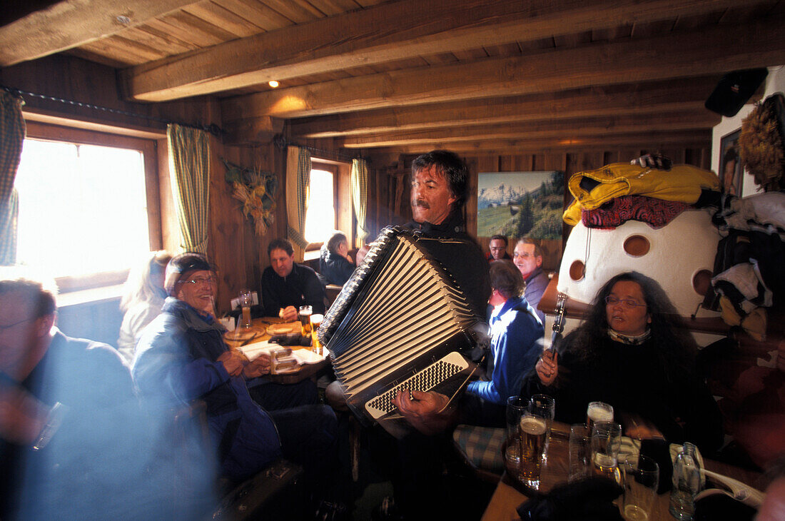 Traditional music, Gampe Alp, Soelden, Oetztal Tyrol, Austria