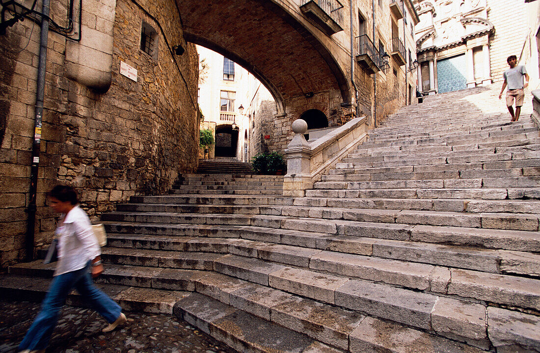 Stairs Jewish Quarter Girona, Stairs in old Jewish Quarter, El Call, Girona, Costa Brava, Catalonia, Spain