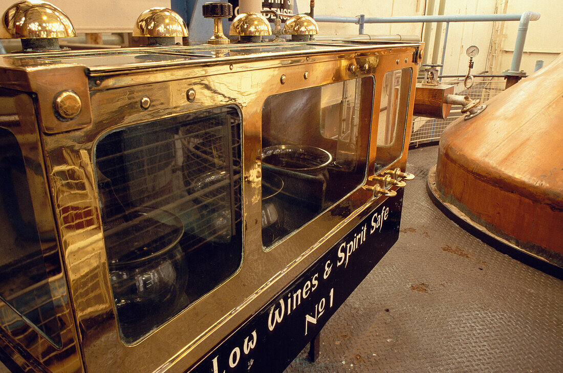 Copper still pots at Ben Nevis distillery, Fort William, Invernesshire, Scotland, Great Britain, Europe