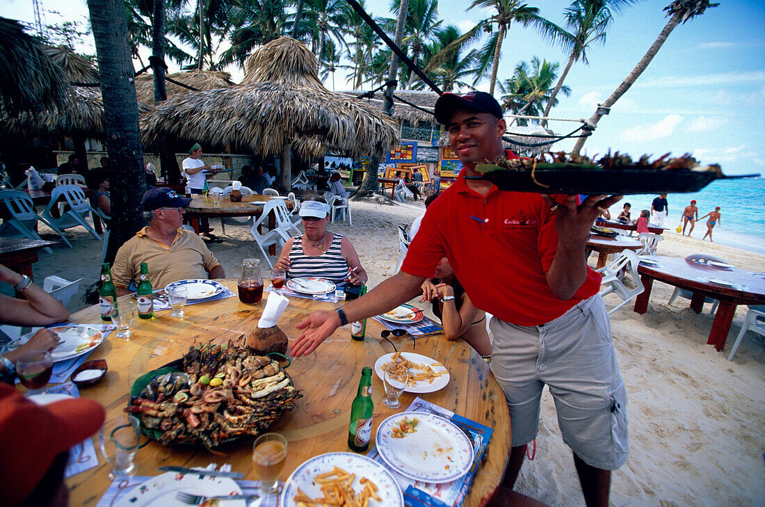 Waiter, Buffet, Beach, Food, Waiter serving dishes at Captain Cook Restaurant, Bavaro/Punta Cana, Dominican Republic