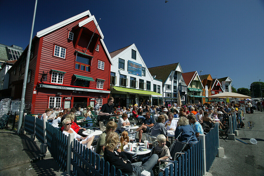Leute im Restaurant Skagen, Stavanger, Rogaland, Norwegen