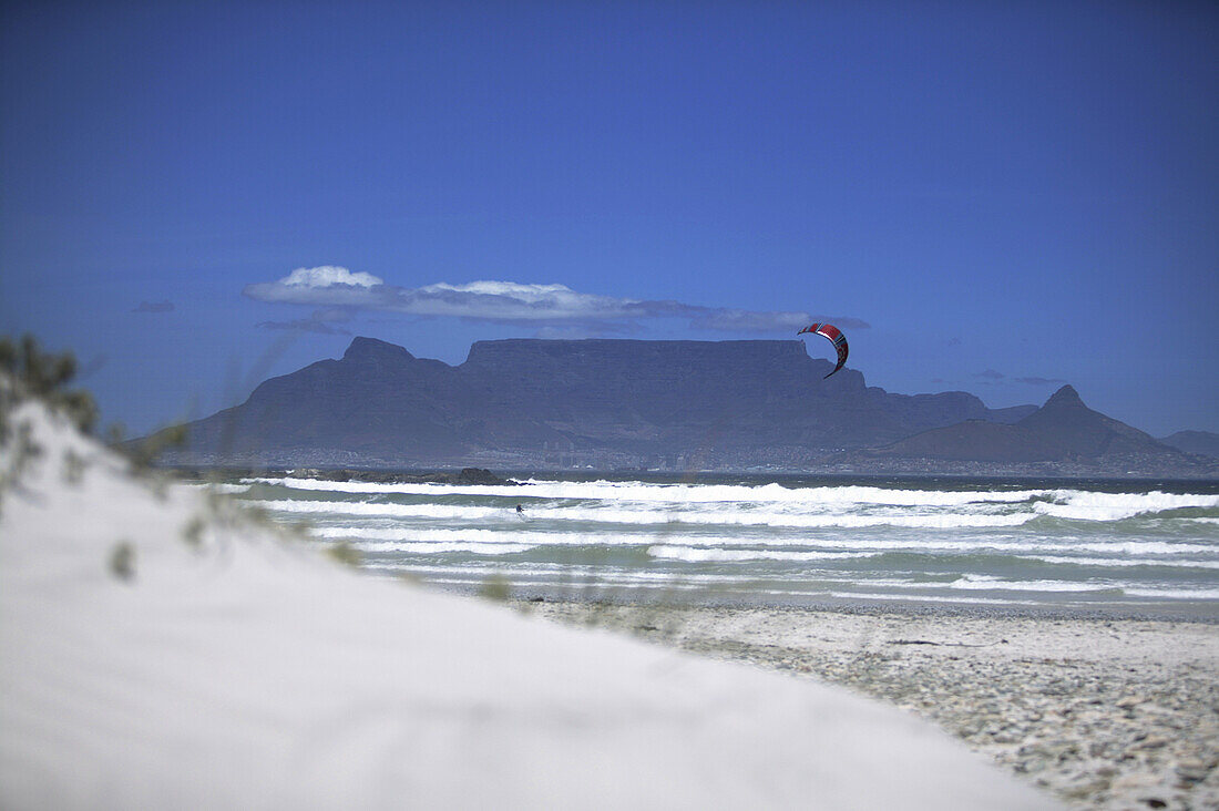 Kite Surfer, Bloubergstrand against Table Mountain, West Cape, South Africa