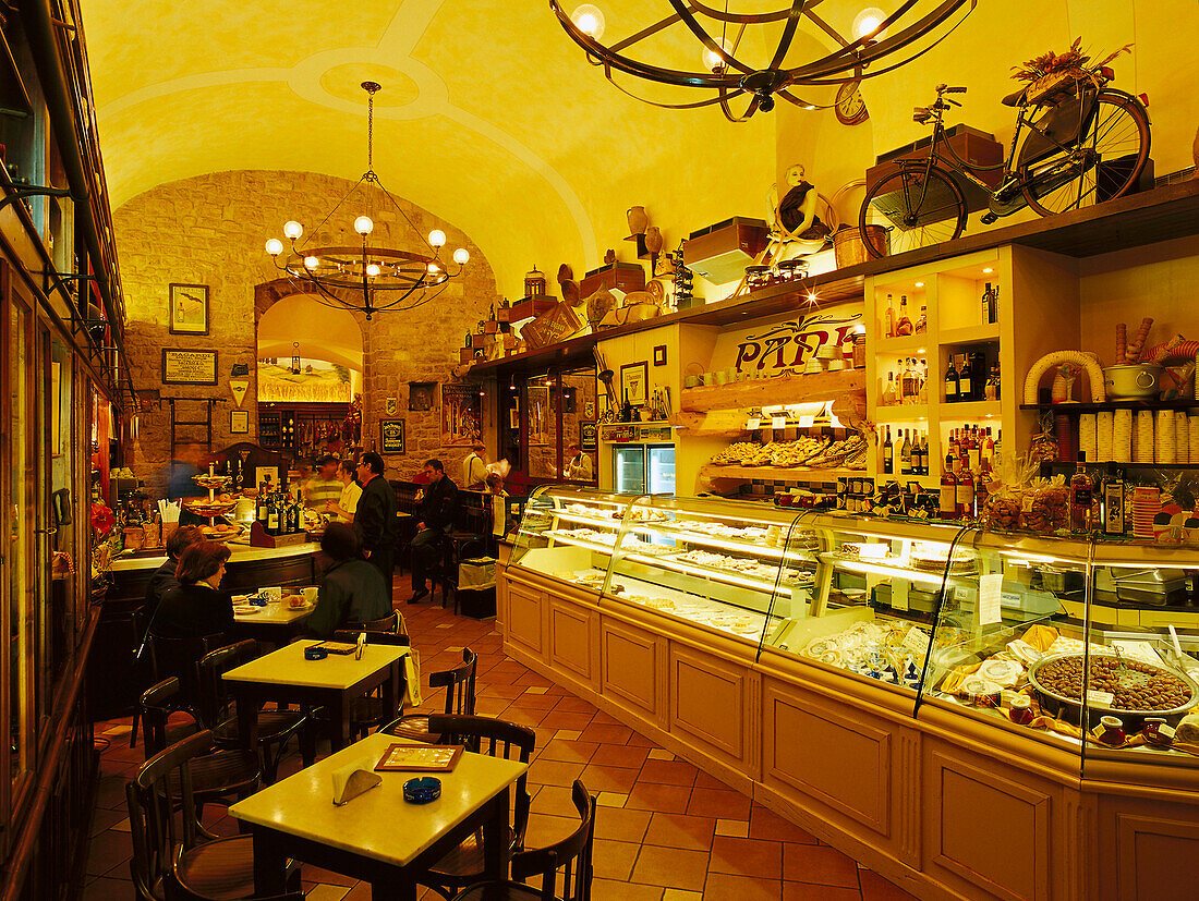 Bar Café L' Incontro, Volterra, Tuscany, Italy