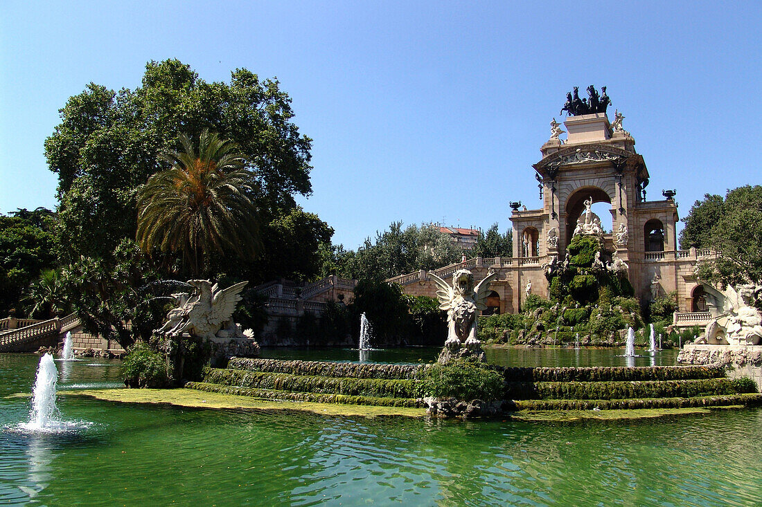 Fountain and monument at the park in the sunlight, Parc de la Ciutadella, Barcelona, Spain, Europe
