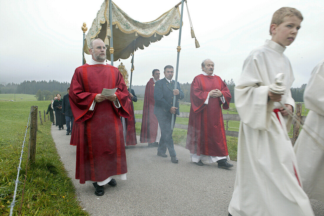 Prozession zur Priesterweihe, Wieskirche, Steingaden, Bayern, Deutschland