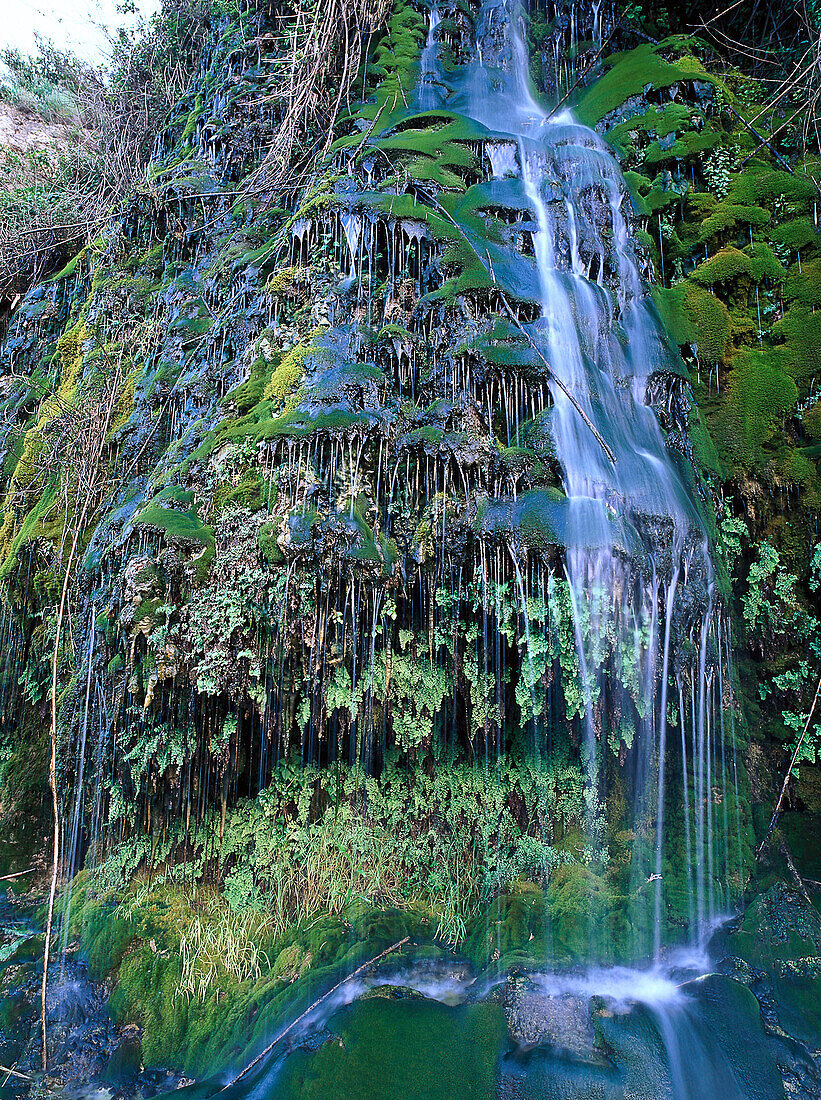 Wasserfall, Rio Guadalfeo, Mortril, Provinz Granada, Andalusien, Spanien, Europa