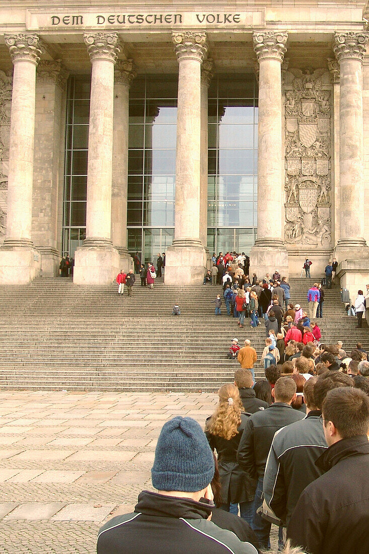 Queuing infront of the reichstag building, berlin, germany