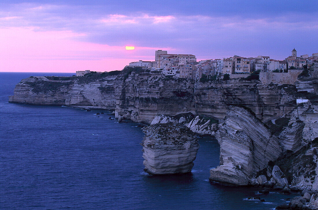 Falaises am Abend, Bonifacio, Korsika, Frankreich