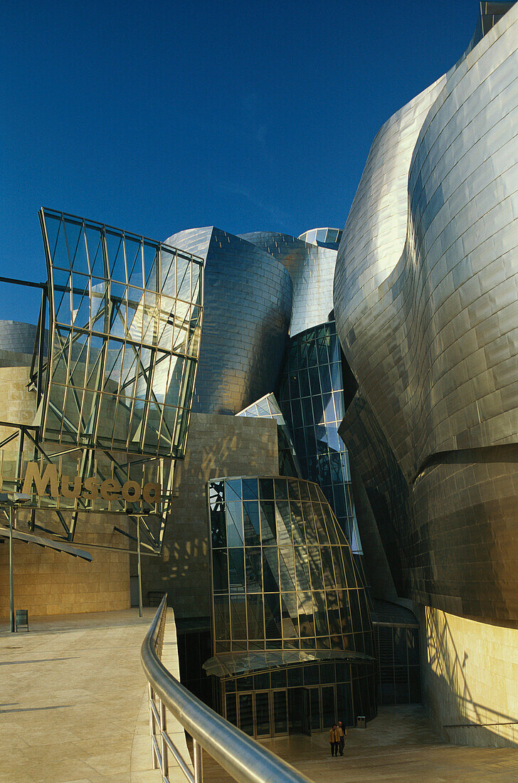 Guggenheim Museum in Bilbao von Architekt Frank Gehry, Bilbao, Provinz Vizcaya, Baskenland, Spanien